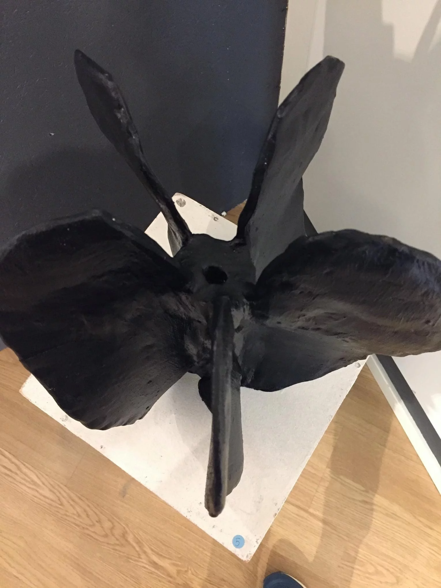 Skulptur Flykten av Carolina Thedée